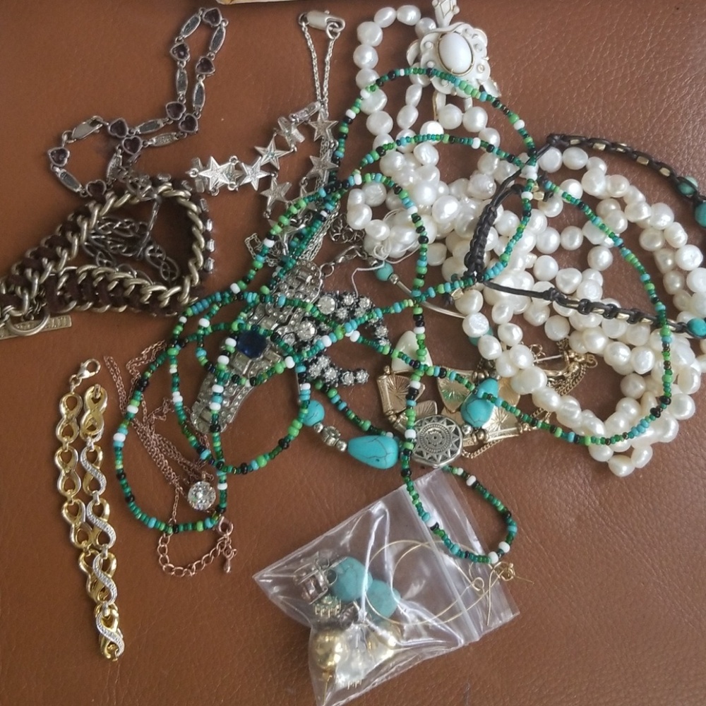 •Jewelry Jumble•